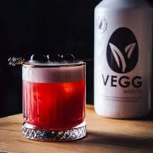 Afbeelding in Gallery-weergave laden, Vegg White - 1L "Alternatief voor eiwit in cocktails"