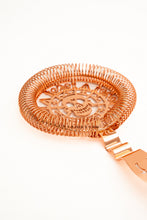Afbeelding in Gallery-weergave laden, Hawthorne Strainer - Skull or Scorpion