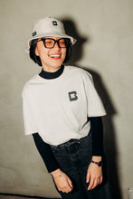 Afbeelding in Gallery-weergave laden, Official Brussels Bar Show Merch - Bucket Hat
